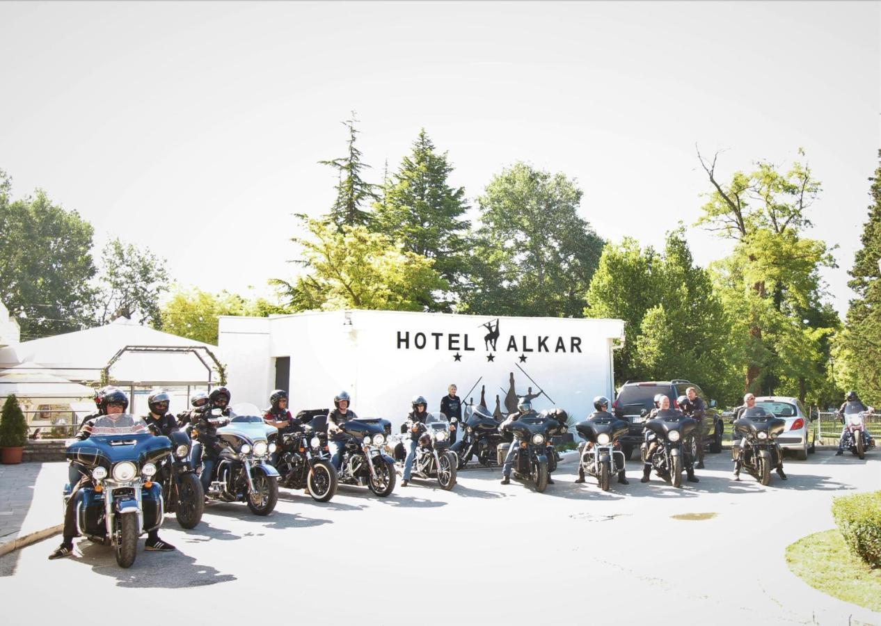 Hotel Alkar Sinj Exterior foto