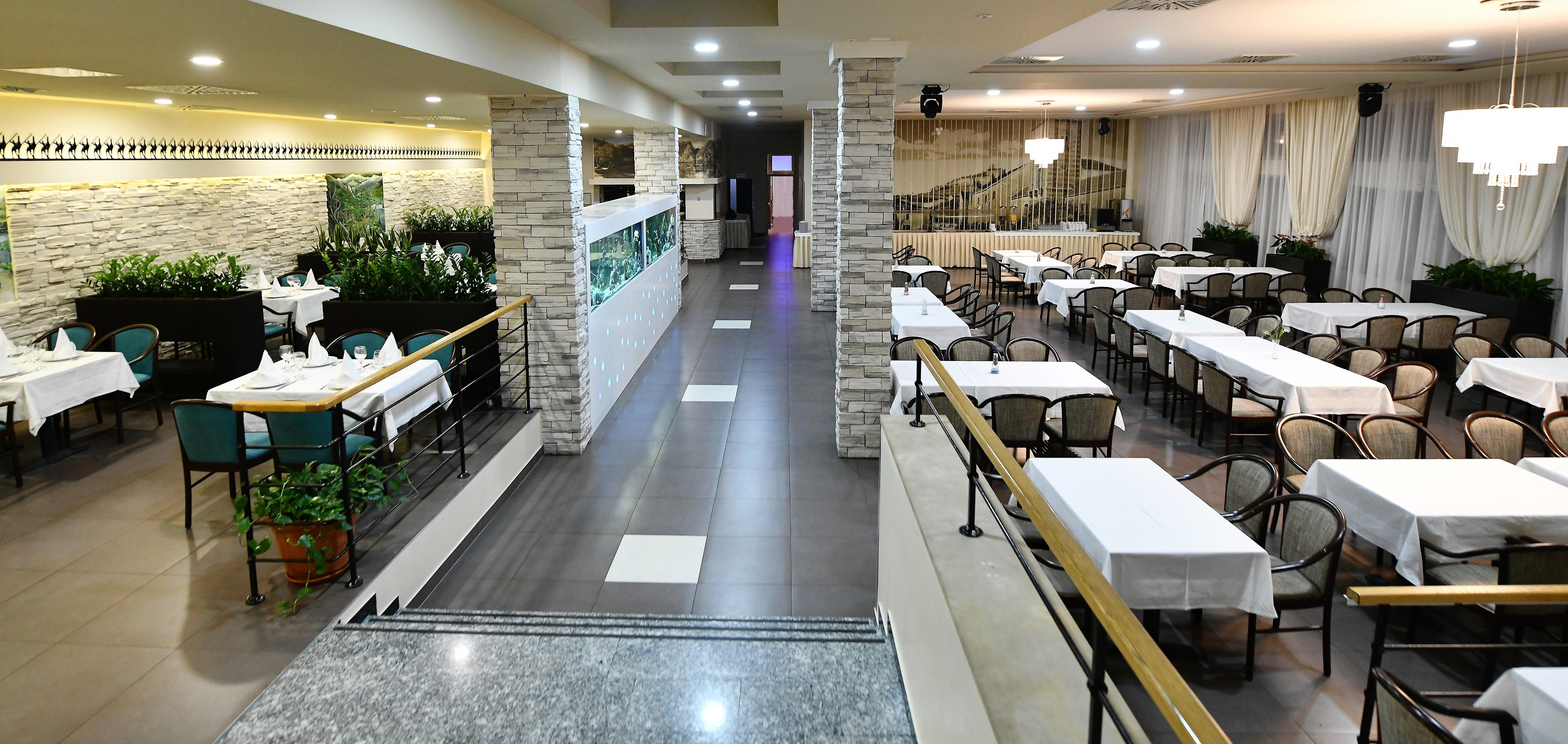Hotel Alkar Sinj Exterior foto