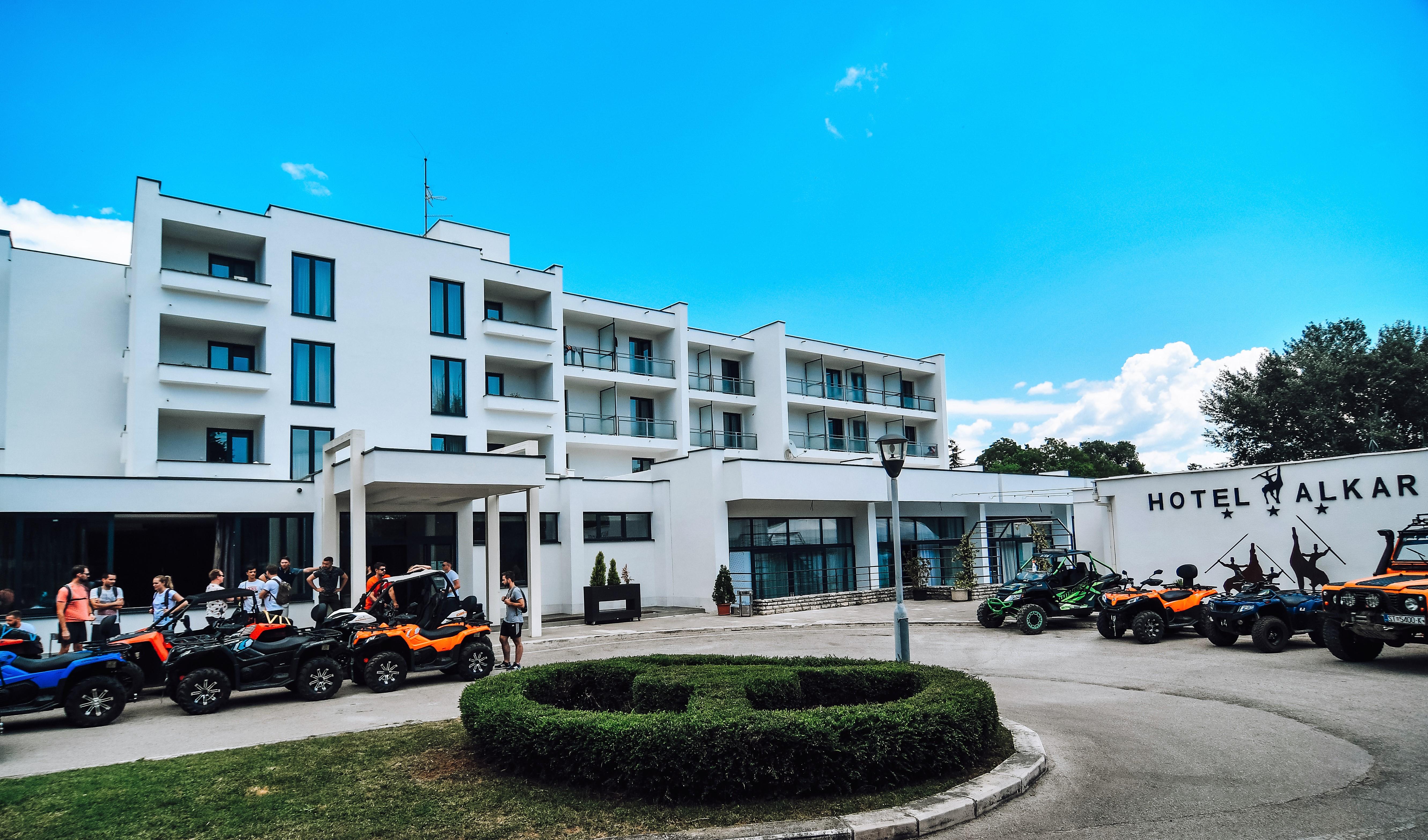Hotel Alkar Sinj Exterior foto
